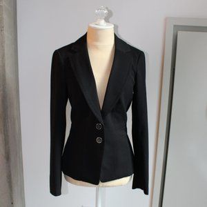 White House | Black Market Traditional Blazer